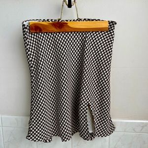 Houndstooth Mini Skirt